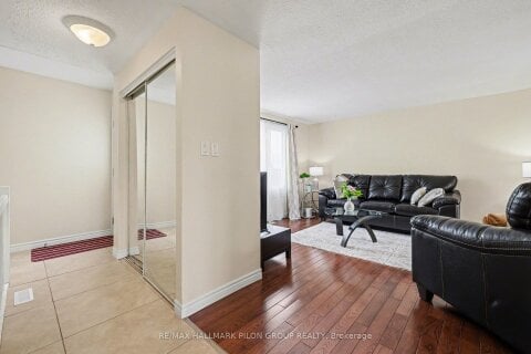 Additional image 8 of C-1540 Beaverpond Drive, Ottawa, ON, K1B 3R9