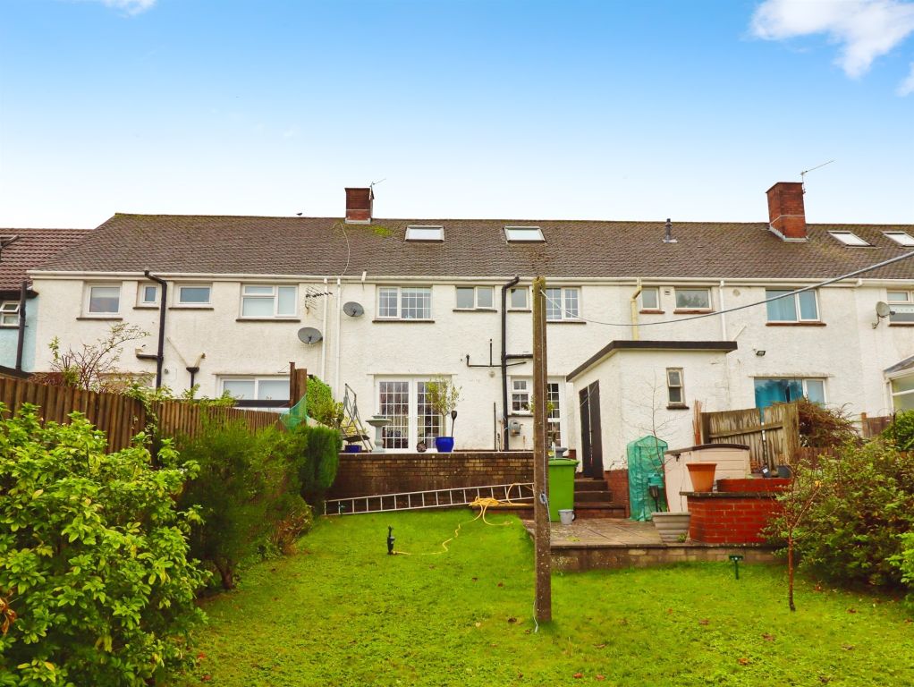 3 bed semi-detached house for saleHeol Danyrodyn, Pentyrch, Cardiff CF15