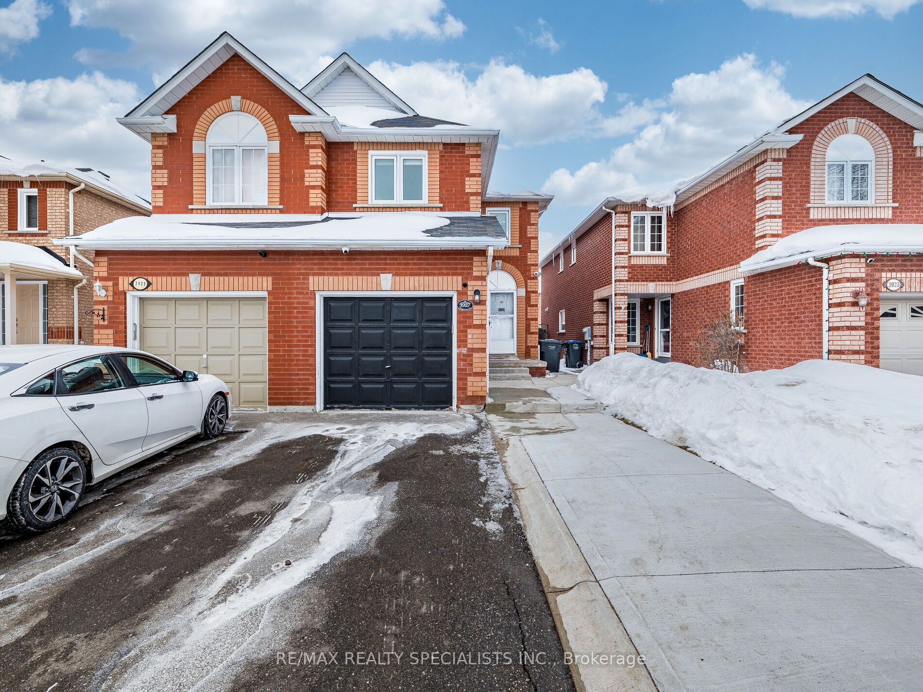 3927 Rippleton Lane, Mississauga, ON, L5N 6Z8