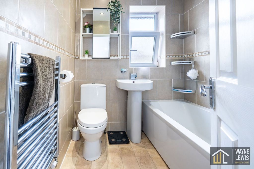 Additional image 8 of 5 bed semi-detached house for saleManorbier Crescent, Rumney, Cardiff CF3