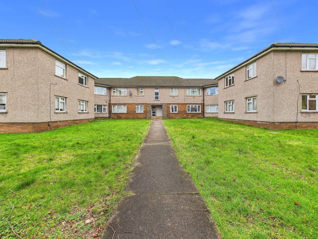 2 bed flat for saleHeathwood Court, Heathwood Road, Cardiff CF14