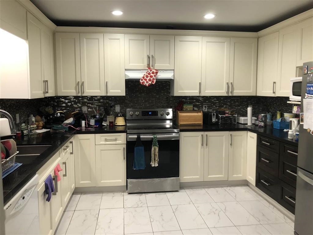 Additional image 2 of 12728 114a Avenue, Surrey, BC, V3V 3P4