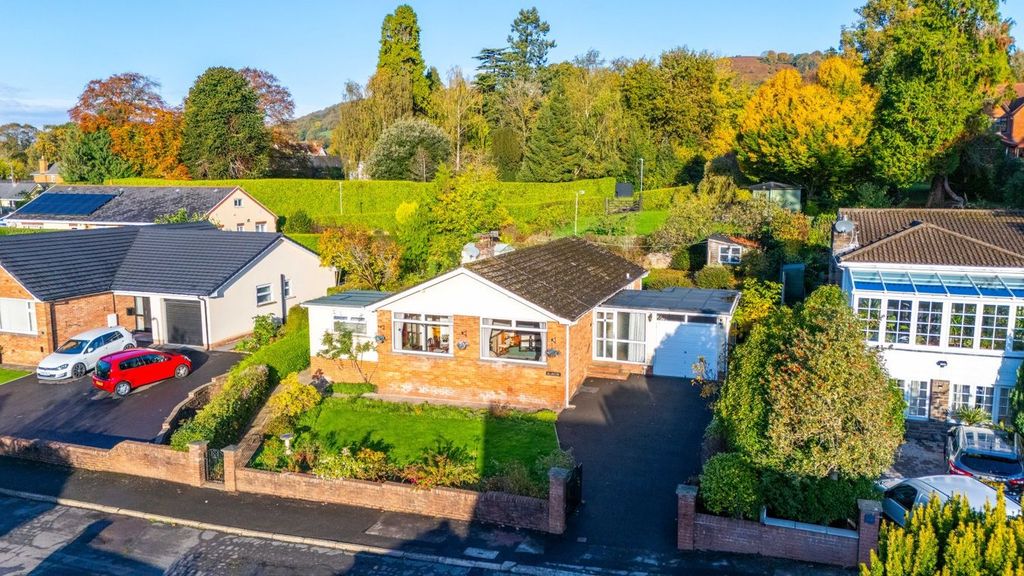 3 bed detached bungalow for saleAvenue Crescent, Abergavenny NP7