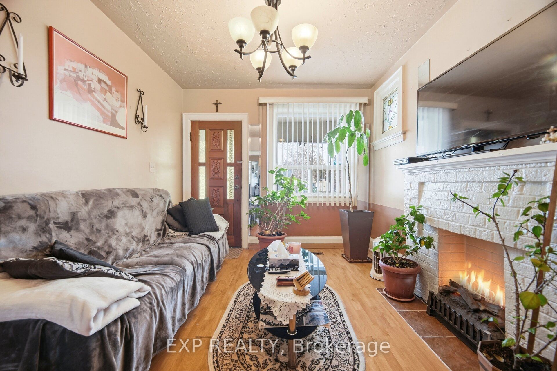 Additional image 3 of 105 Rogers Road, Toronto, ON, M6E 1P4
