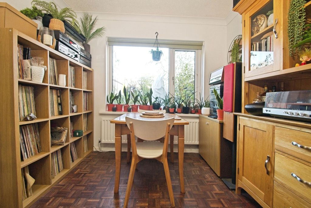 Additional image 4 of 3 bed detached house for saleBryn Pinwydden, Cardiff CF23