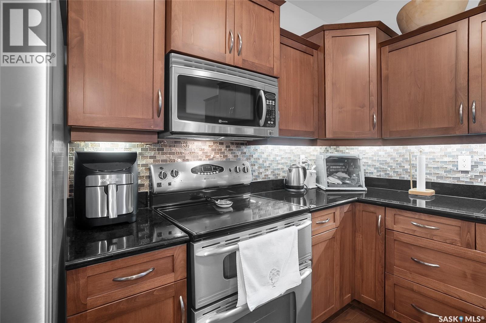 Additional image 6 of 204-401 Cartwright Street, Saskatoon, SK, S7T0B3