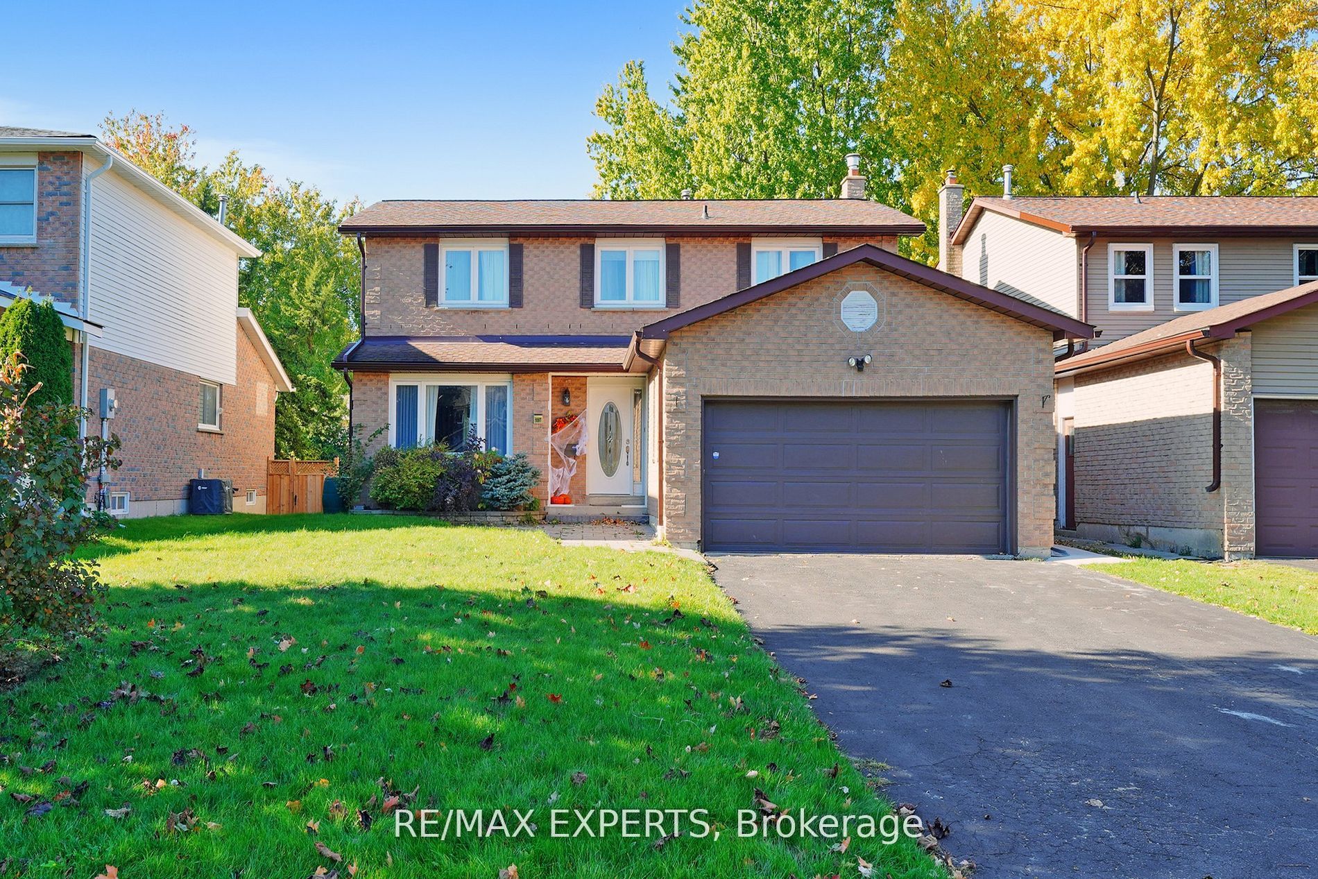 #Lower-1097 Wildwood Drive, Newmarket, ON, L3Y 2B6