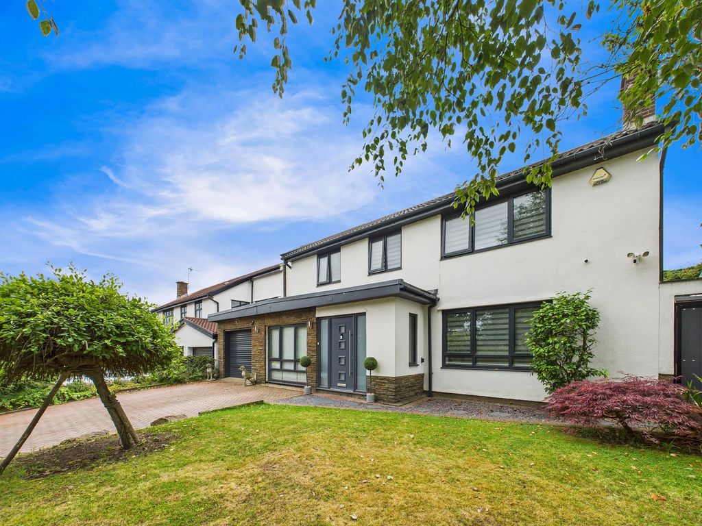5 bed detached house for saleLlwyn Y Pia Road, Lisvane, Cardiff. CF14