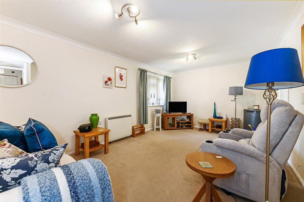 Additional image 5 of 2 bed flat for saleWindmill Court, East Wittering, Chichester PO20