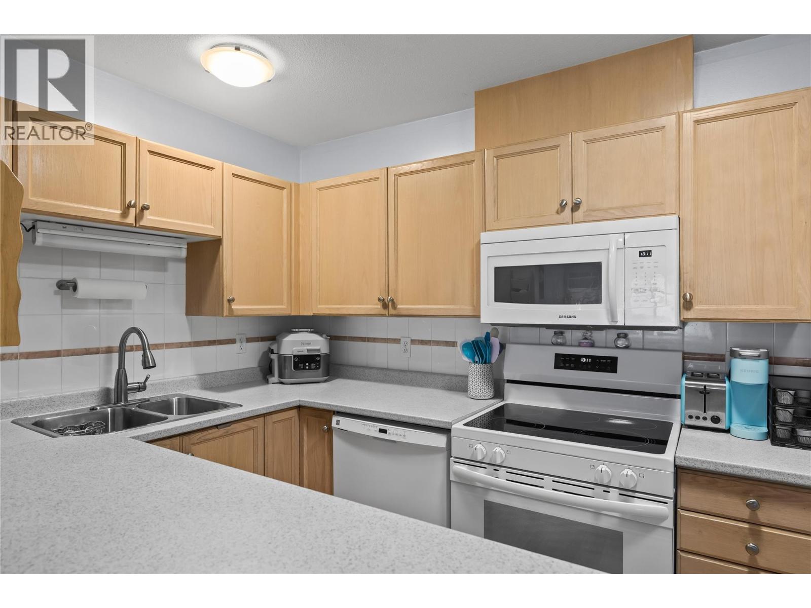 Additional image 4 of 302-730 Badke Road, Kelowna, BC, V1X6G9