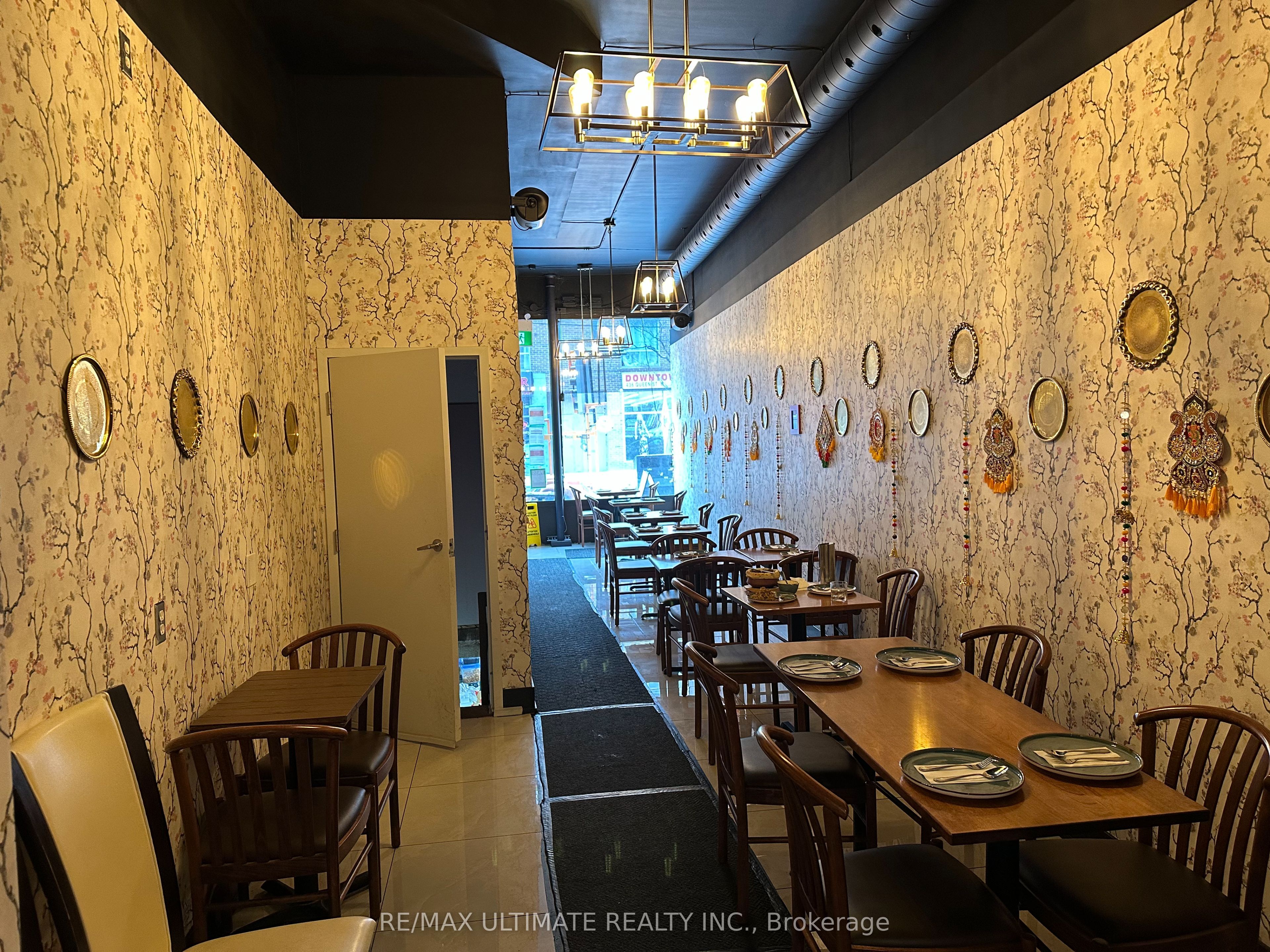 Additional image 3 of 507 Queen Street, Toronto, ON, M5V 2B4