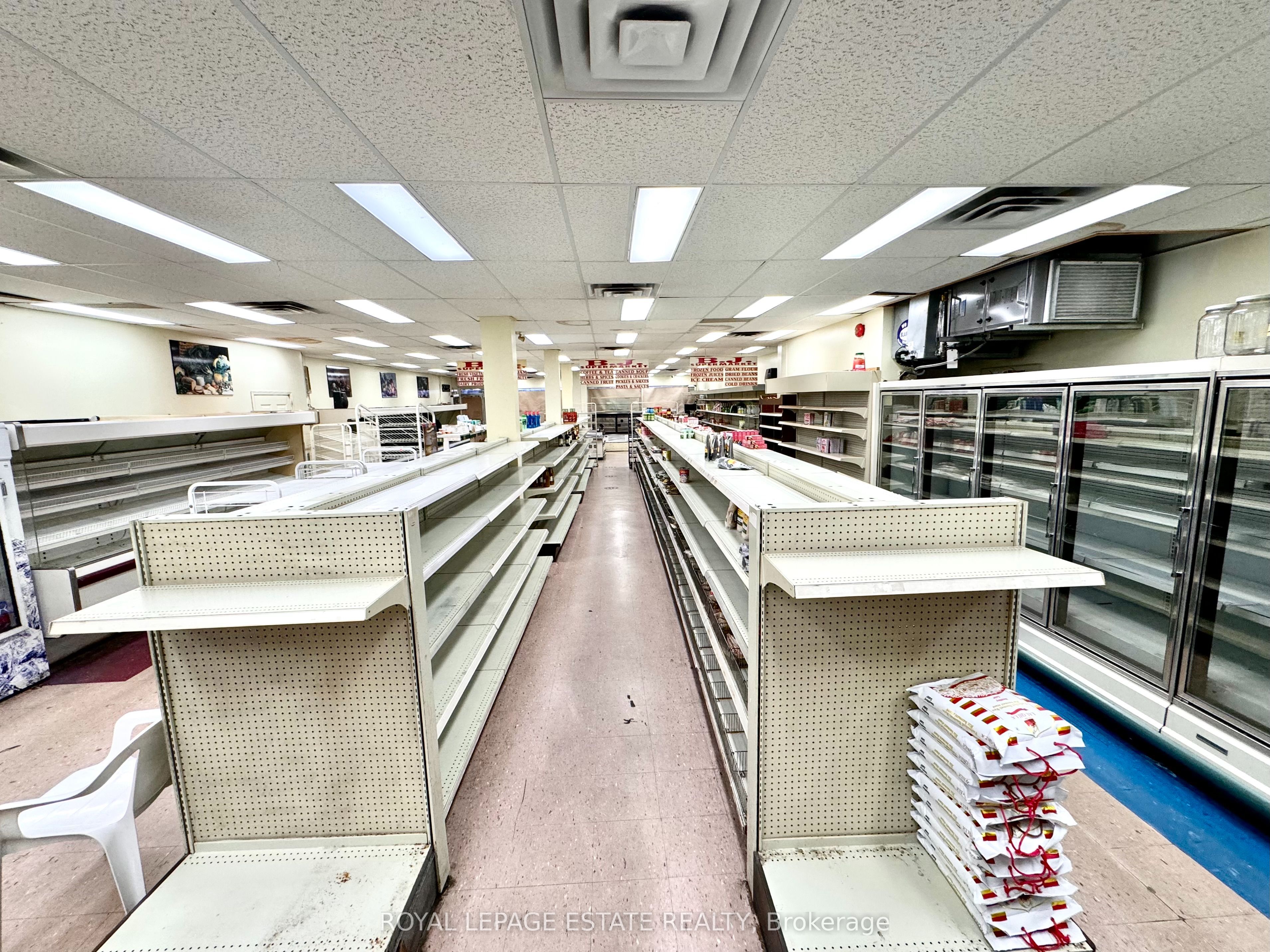 Additional image 4 of 1449 Gerrard Street E, Toronto, ON, M4L 1Z9