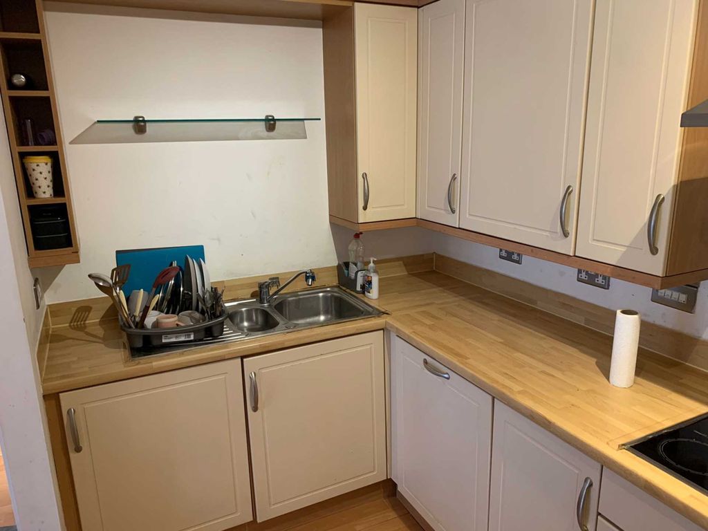 Additional image 7 of 2 bed flat for saleQueen Street, City Centre CF10
