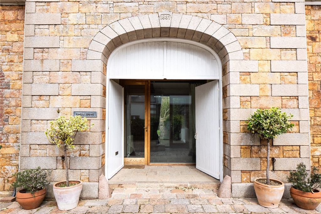 Additional image 2 of 3 bed mews for saleLa Route De Beaumont, St. Peter, Jersey JE3