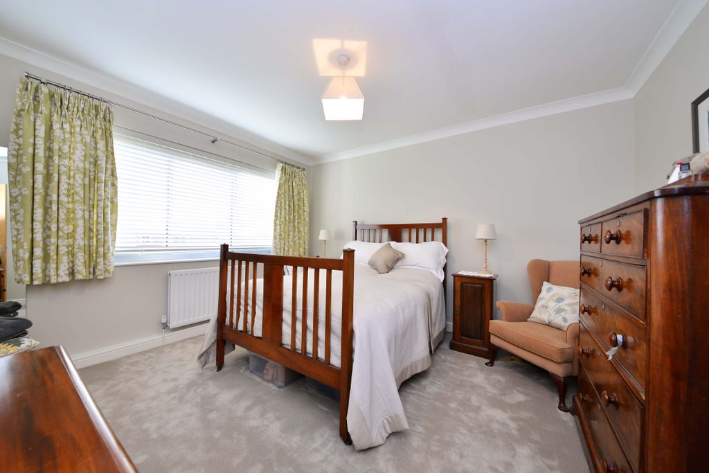 Additional image 13 of 3 bed flat for salePetersham Place, Edgbaston B15