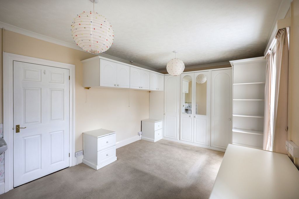 Additional image 9 of 2 bed property for sale4, Victoria Terrace, St Sampson's, Guernsey GY2