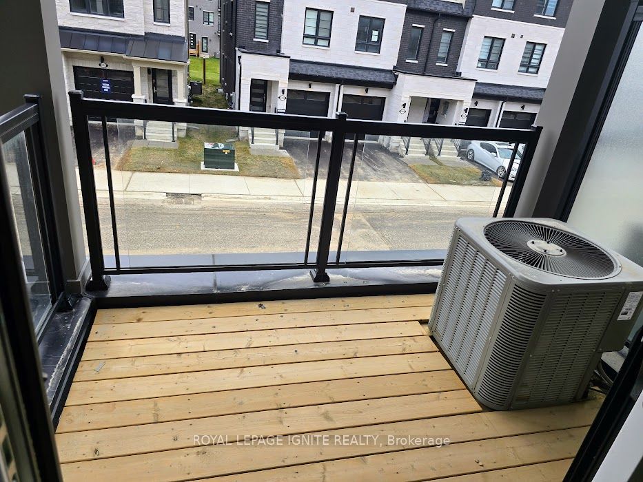 Additional image 3 of 5939 Saigon Street, Mississauga, ON, L5V 0E9