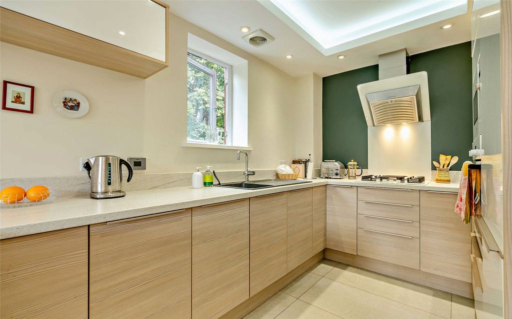 Additional image 6 of 4 bed end terrace house for saleRoyal Stuart Lane, Cardiff CF10