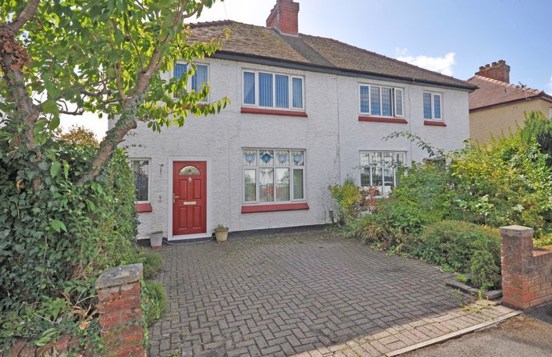 3 bed semi-detached house for saleExtended House, Allt-Yr-Yn View, Newport NP20