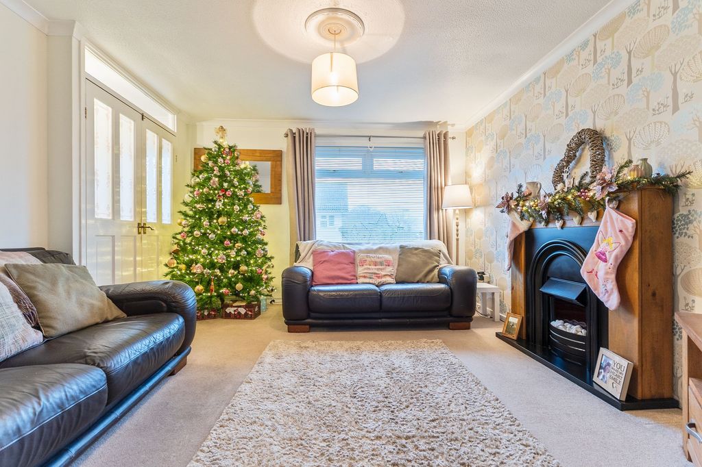 Additional image 4 of 3 bed semi-detached house for salePalm Close, New Inn NP4