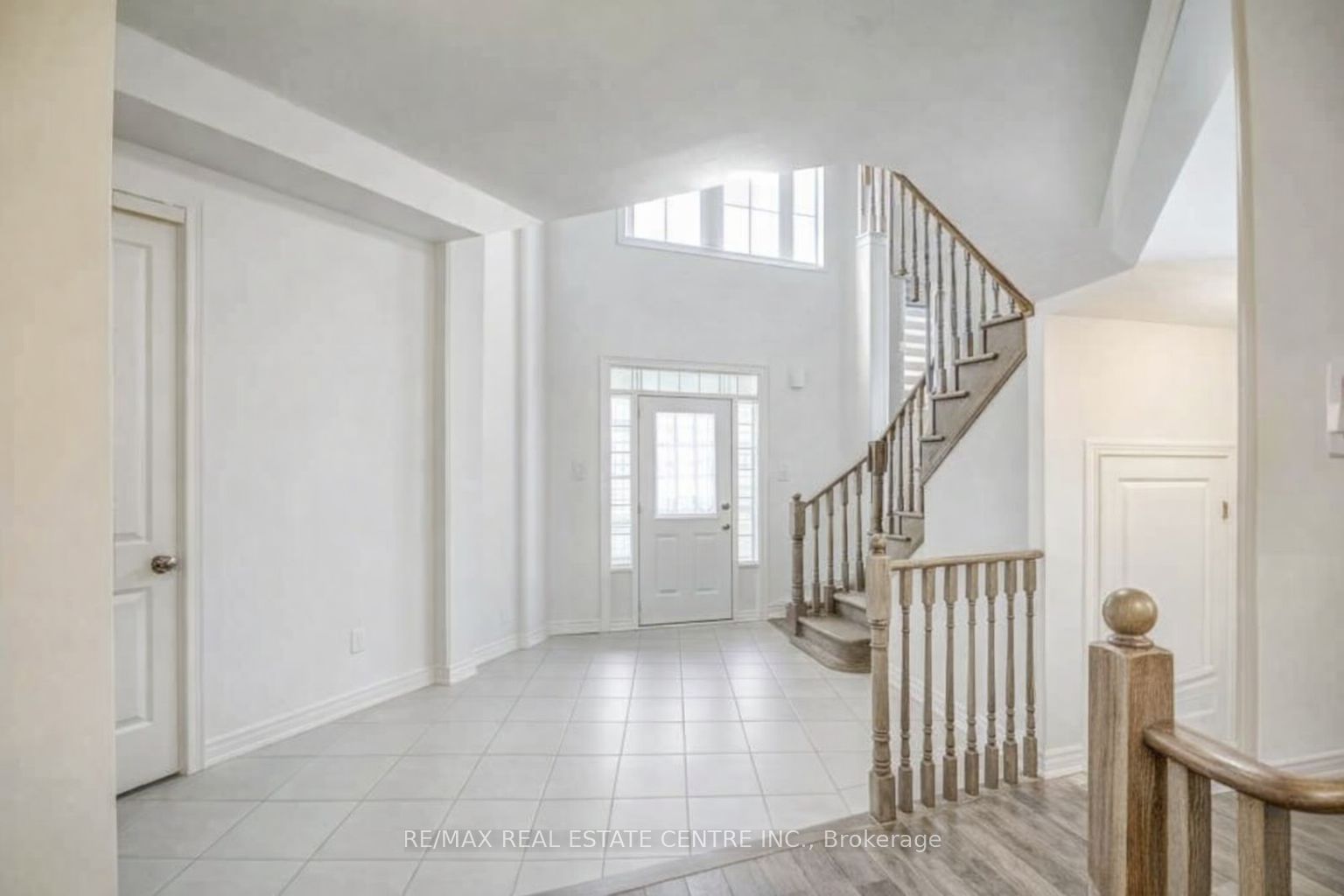 Additional image 2 of 100 Truro Circle, Brampton, ON, L7A 4E7