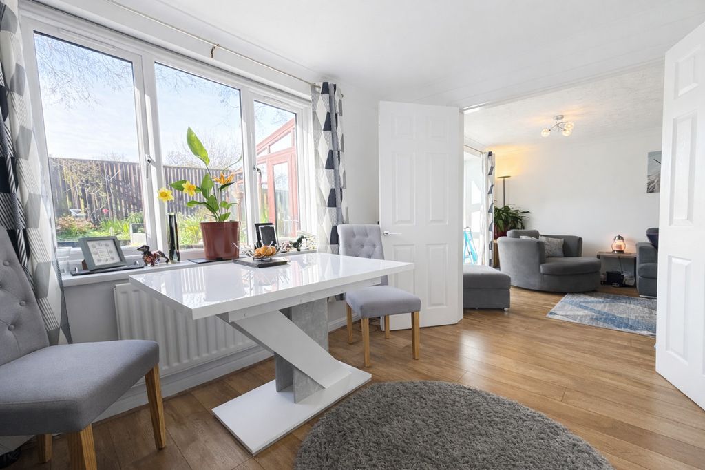 Additional image 7 of 4 bed detached house for saleKember Close, Cardiff CF3
