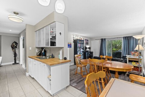 Additional image 8 of 112-9847 Manchester Drive, Burnaby, BC, V3N 4P4