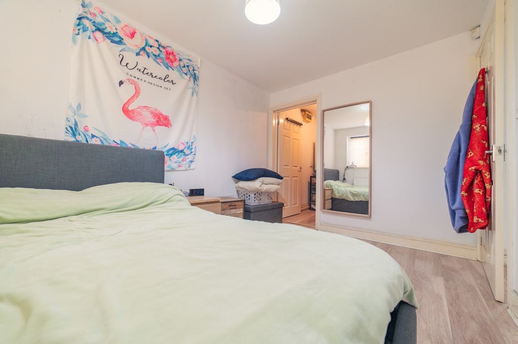 Additional image 12 of 2 bed flat for saleDeemuir Square, Tremorfa CF24
