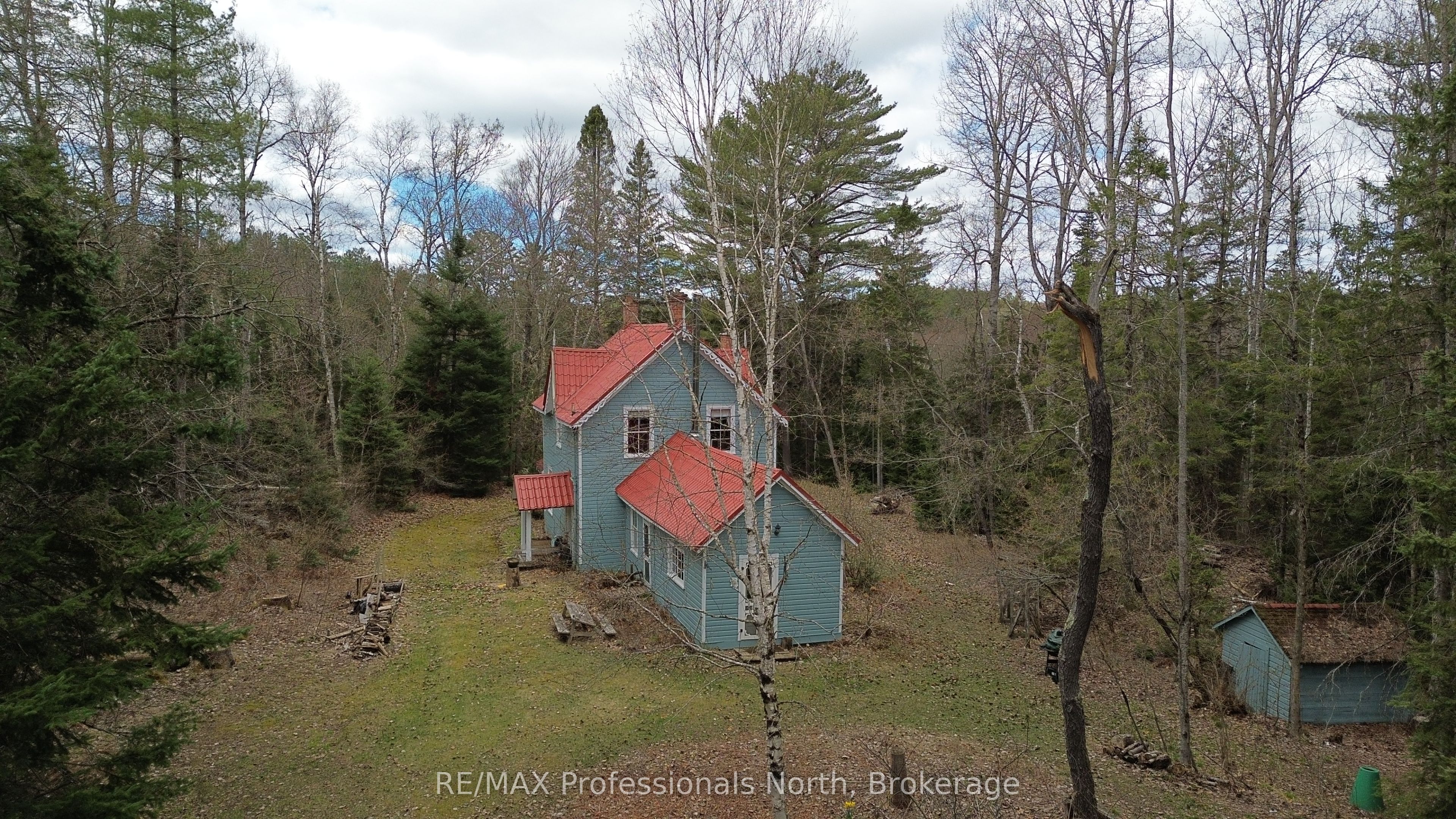 231 Kay Road W, Huntsville, ON, P0B 1L0