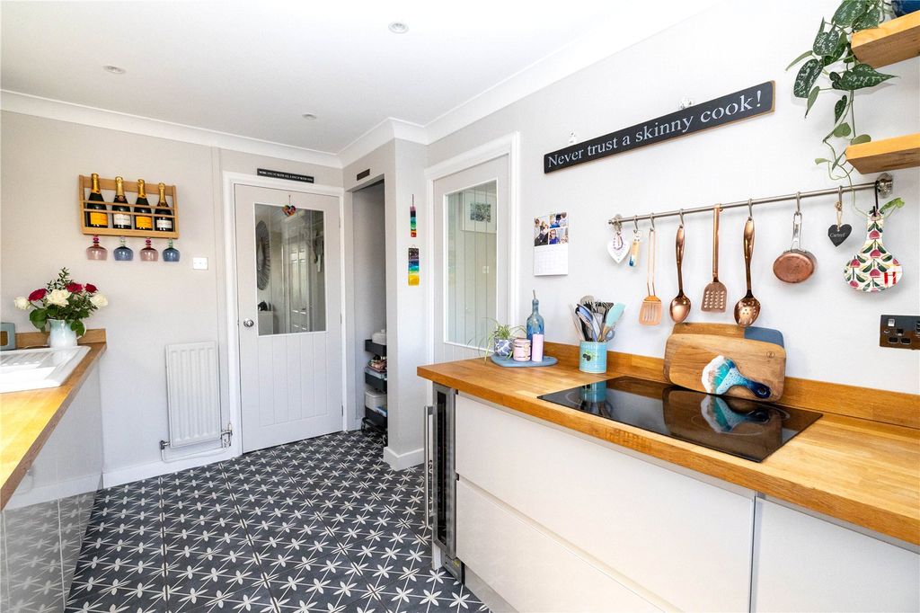 Additional image 10 of 4 bed semi-detached house for saleQueenwood, Penylan, Cardiff CF23