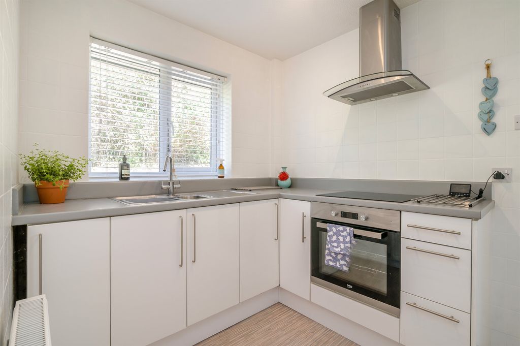Additional image 2 of 3 bed detached house for saleChaucer Way, Osbaston, Monmouth, Monmouthshire NP25