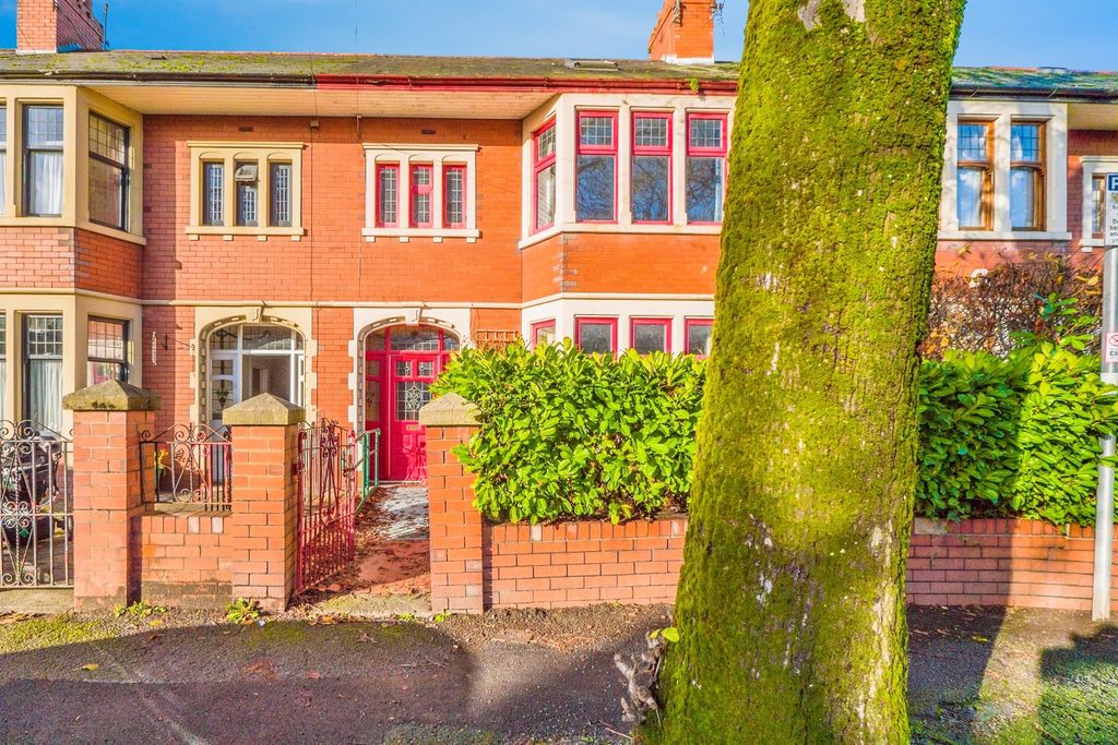 4 bed terraced house for salePrinces Street, Roath, Cardiff CF24