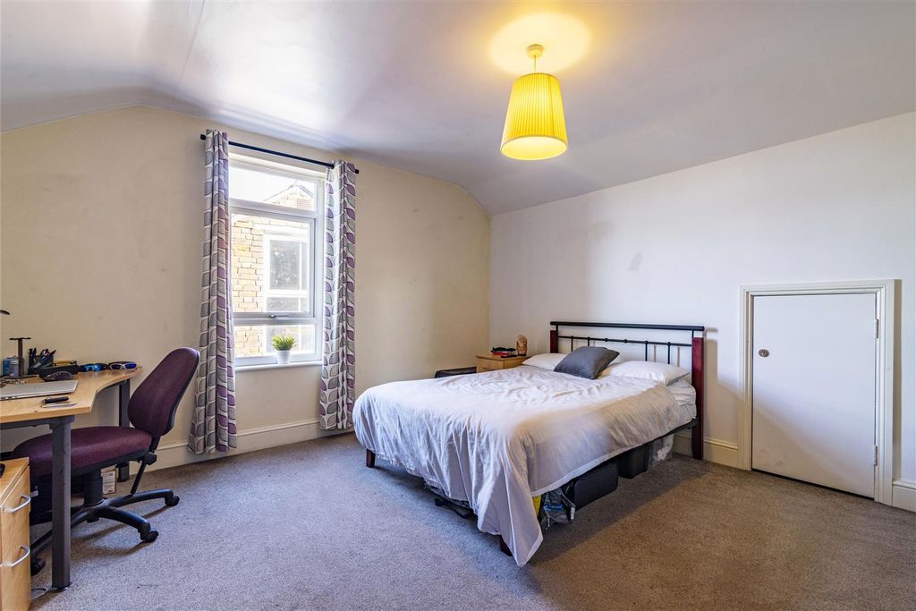 Additional image 7 of 16 bed detached house for saleWaterloo Road, Nottingham NG7