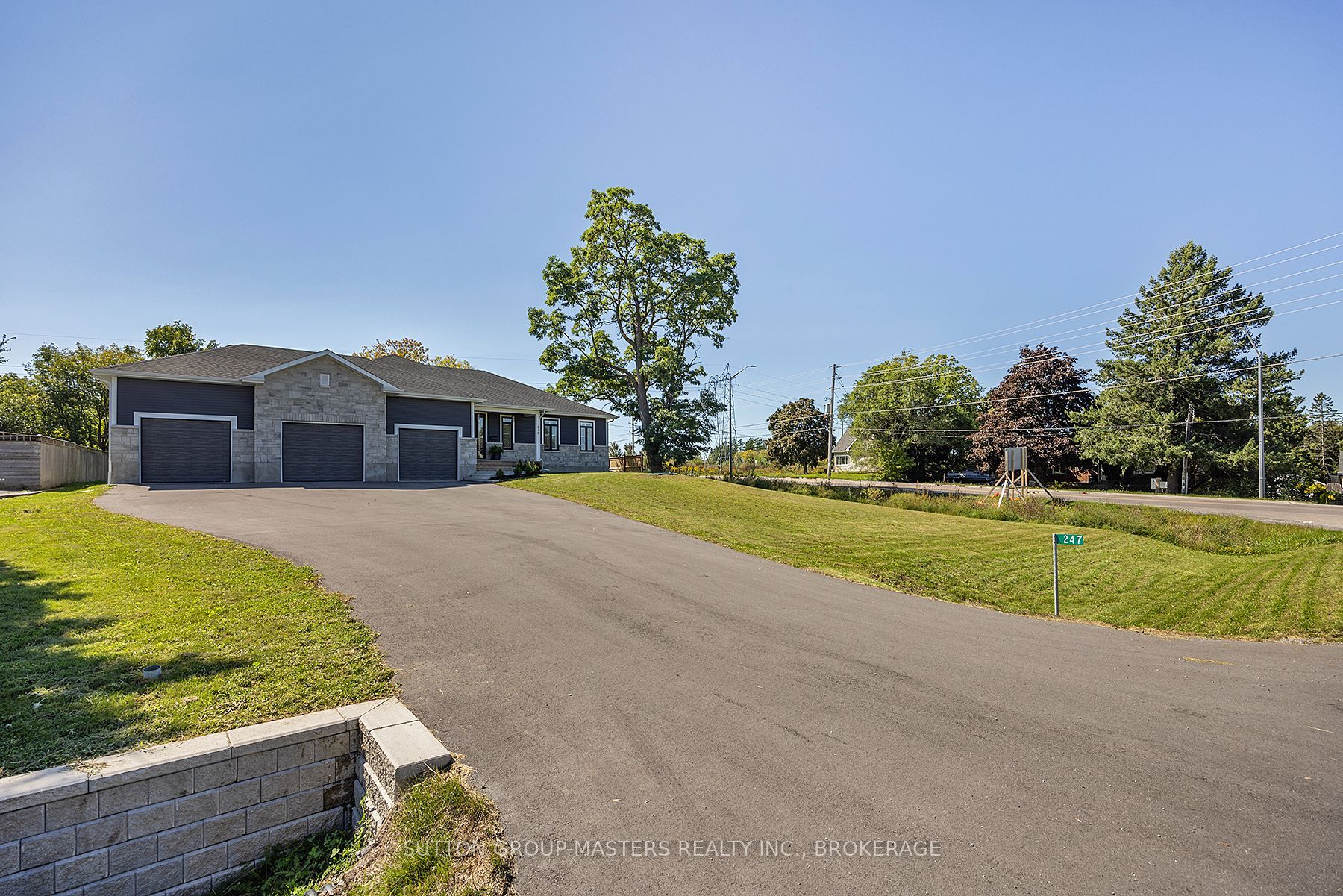 Additional image 2 of 247 Arnold Street, Kingston, ON, K7M 3L7
