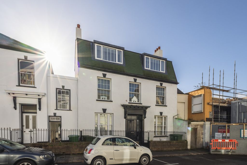 2 bed detached house for sale6 Victoria Street, St. Helier, Jersey JE2