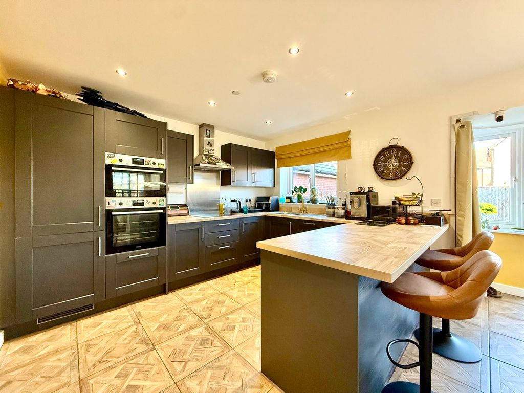 Additional image 6 of 4 bed detached house for saleTandem Mill Road, Newport NP19