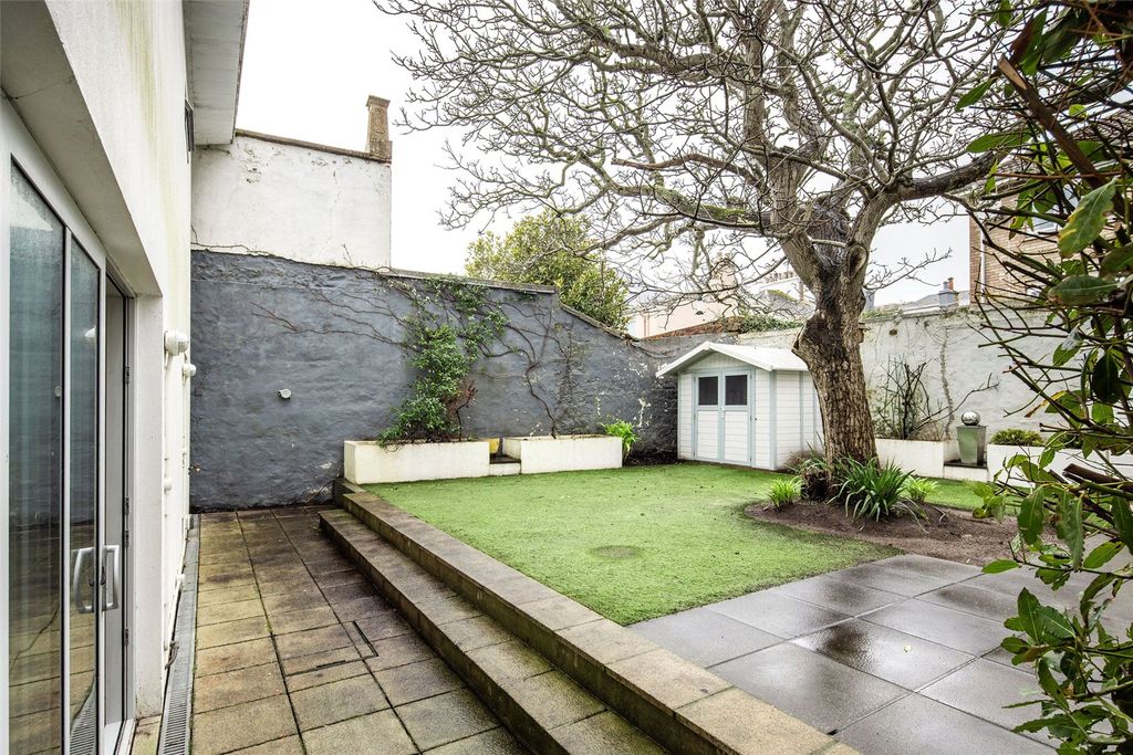 Additional image 12 of 2 bed detached house for saleSacre Coeur Cottages, Rouge Bouillon, St Helier, Jersey JE2