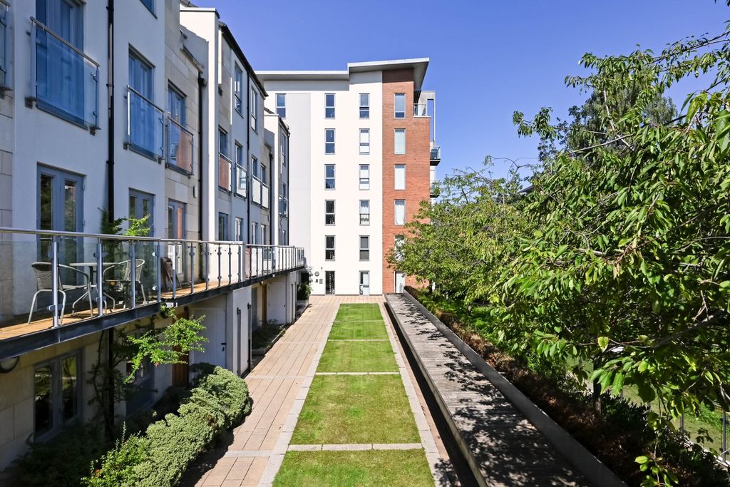 Additional image 5 of 2 bed flat for saleCordwainers Court, Hungate, York YO1