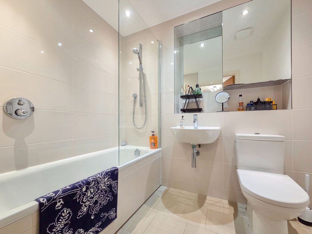Additional image 16 of 2 bed flat for saleApt 5 St Saviour's Place, St Helier JE2