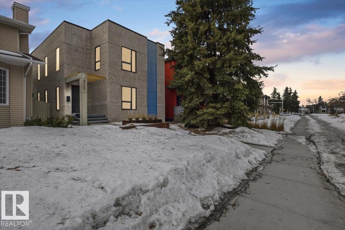 Additional image 7 of 8709 92a Avenue NW, Edmonton, AB, T6C4G6