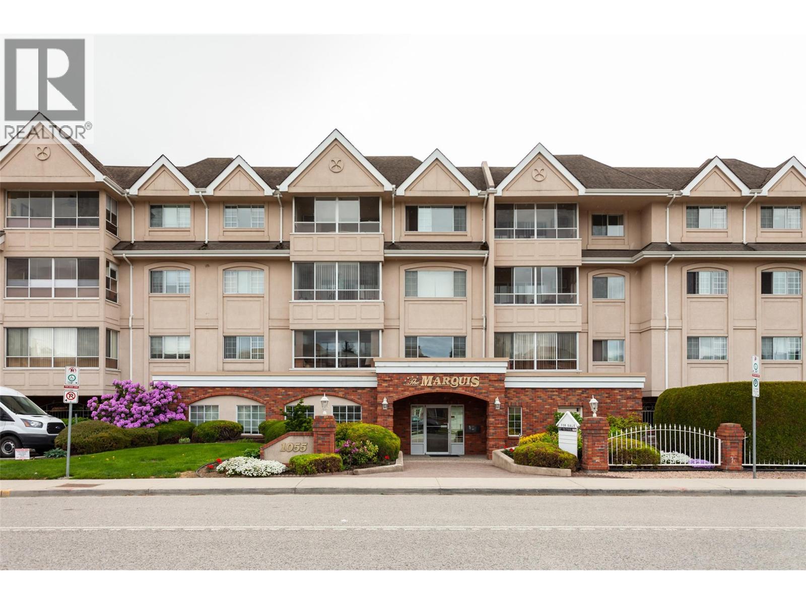 105-1055 Lawrence Avenue, Kelowna, BC, V1Y6M3