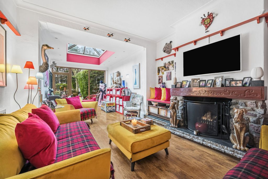 Additional image 3 of 3 bed semi-detached house for saleThornhill Road, Rhiwbina, Cardiff CF14