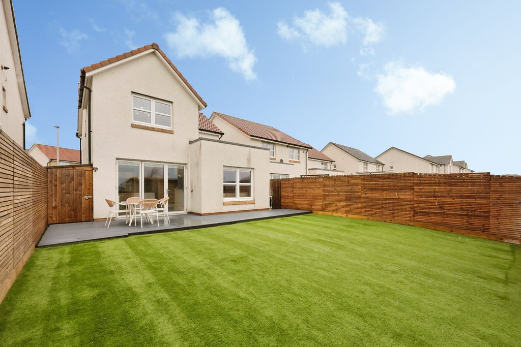Additional image 2 of 3 bed detached house for salePitdinnie Avenue, Cairneyhill, Dunfermline KY12