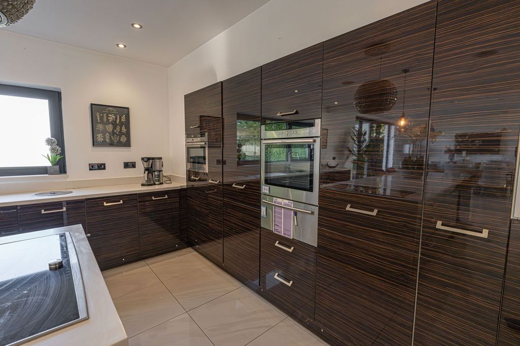 Additional image 14 of 6 bed detached house for saleKemeys Inferior, Newport NP18