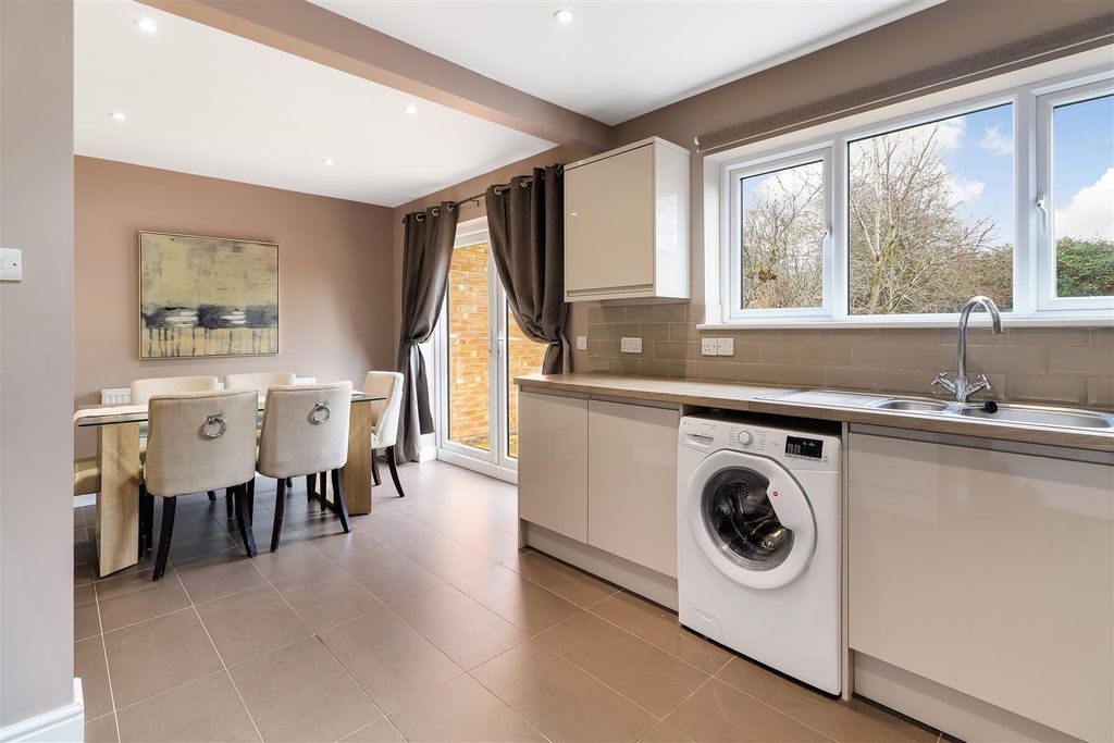 Additional image 7 of 3 bed semi-detached house for saleLong Reach Road, Cambridge CB4