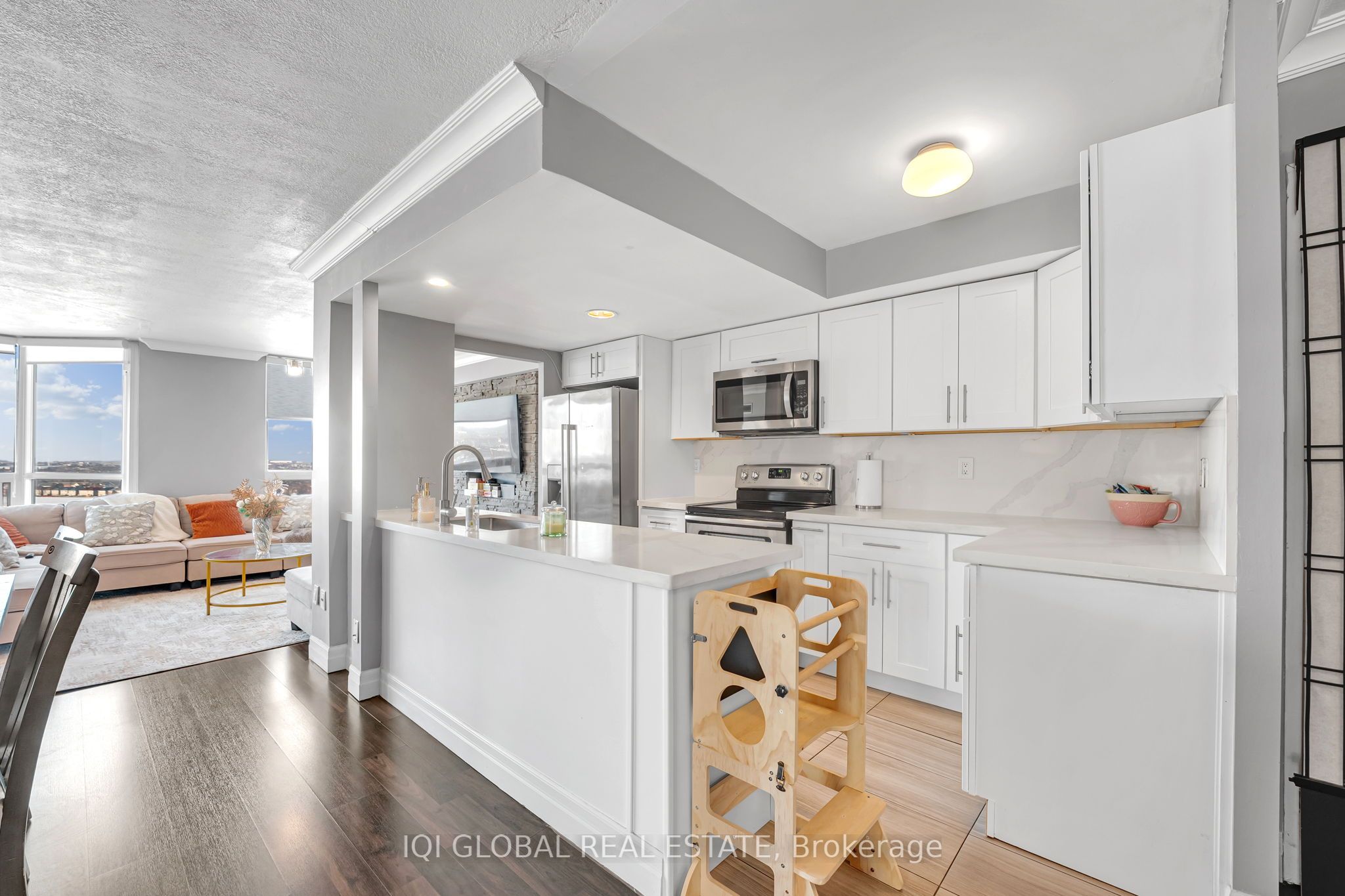 Additional image 4 of 1608-4450 Tucana Court, Mississauga, ON, L5R 3R4
