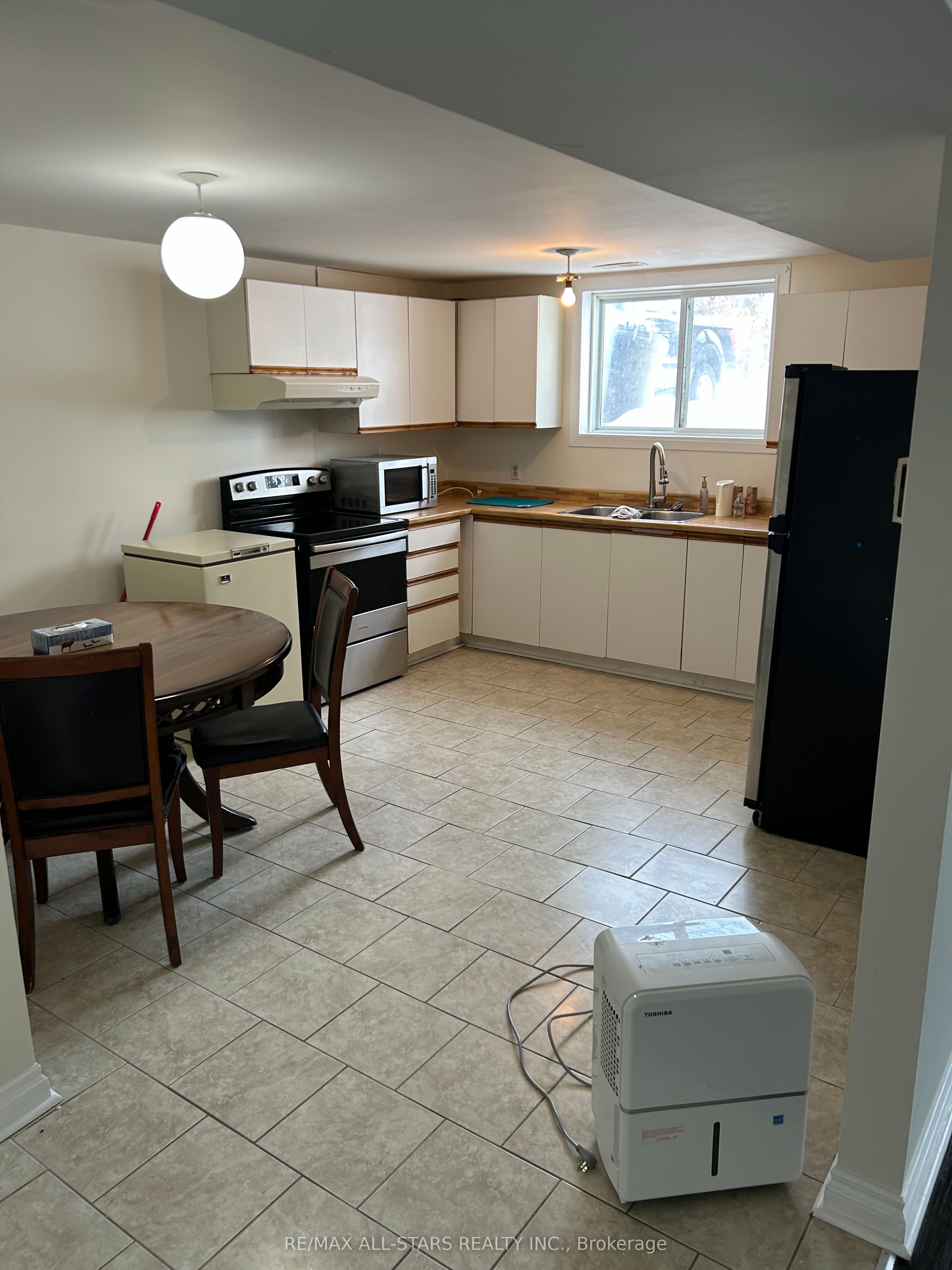 197 Pleasant Boulevard, Georgina, ON, L4P 2S7