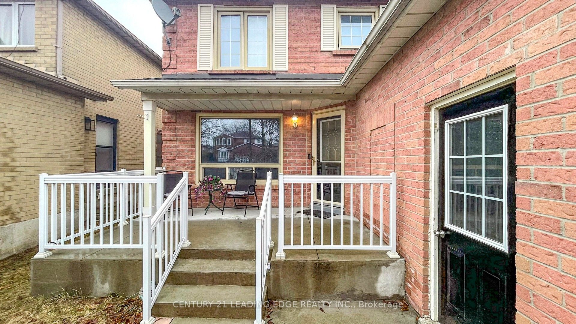Additional image 2 of 176 Large Crescent, Ajax, ON, L1T 2R2