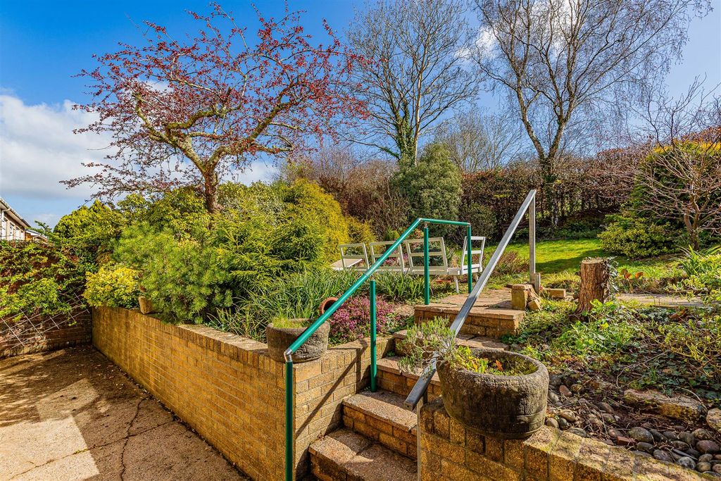 Additional image 3 of 3 bed semi-detached house for saleRidgeway Road, Rumney, Cardiff CF3