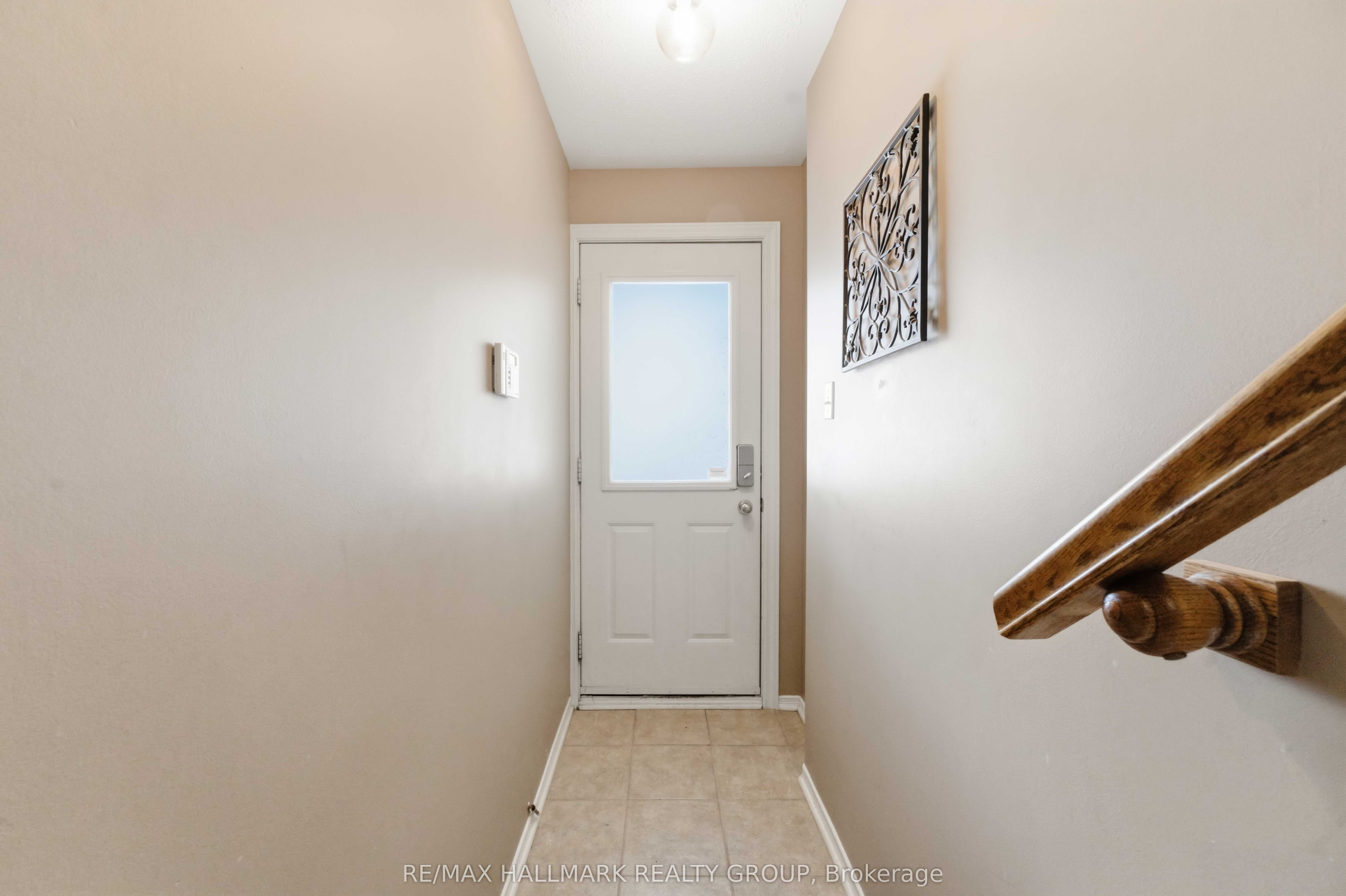 Additional image 5 of 21-1660 Locksley Lane, Ottawa, ON, K1J 1B6